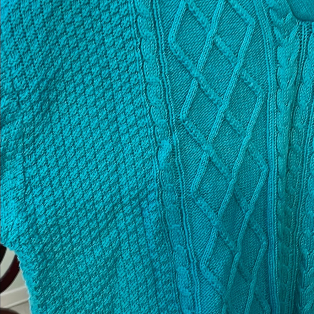 Turquoise sweater - Picture 5 of 5